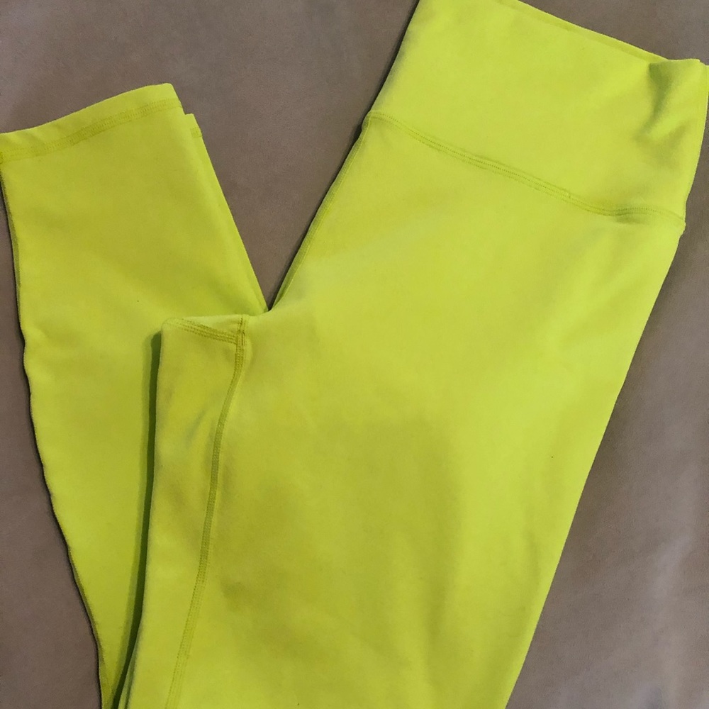 Fabletics high rise power hold leggings